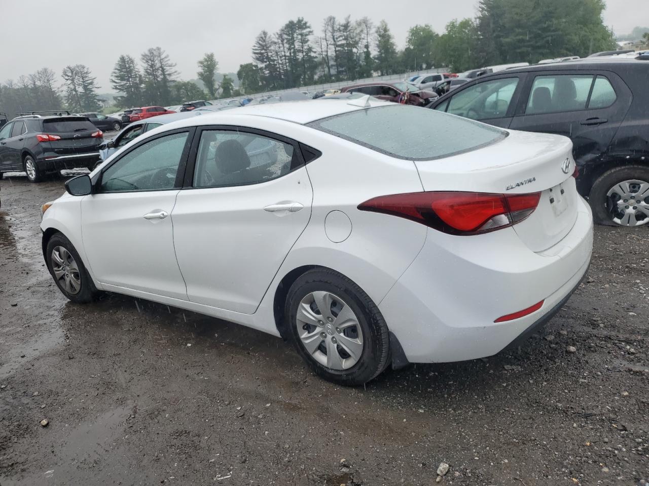 Photo 1 VIN: 5NPDH4AE6GH721612 - HYUNDAI ELANTRA 