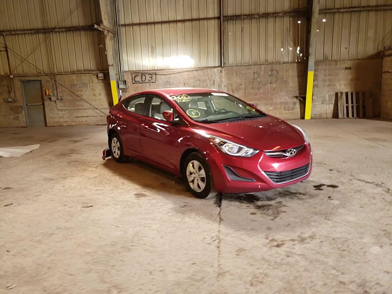 Photo 10 VIN: 5NPDH4AE6GH721836 - HYUNDAI ELANTRA SE 