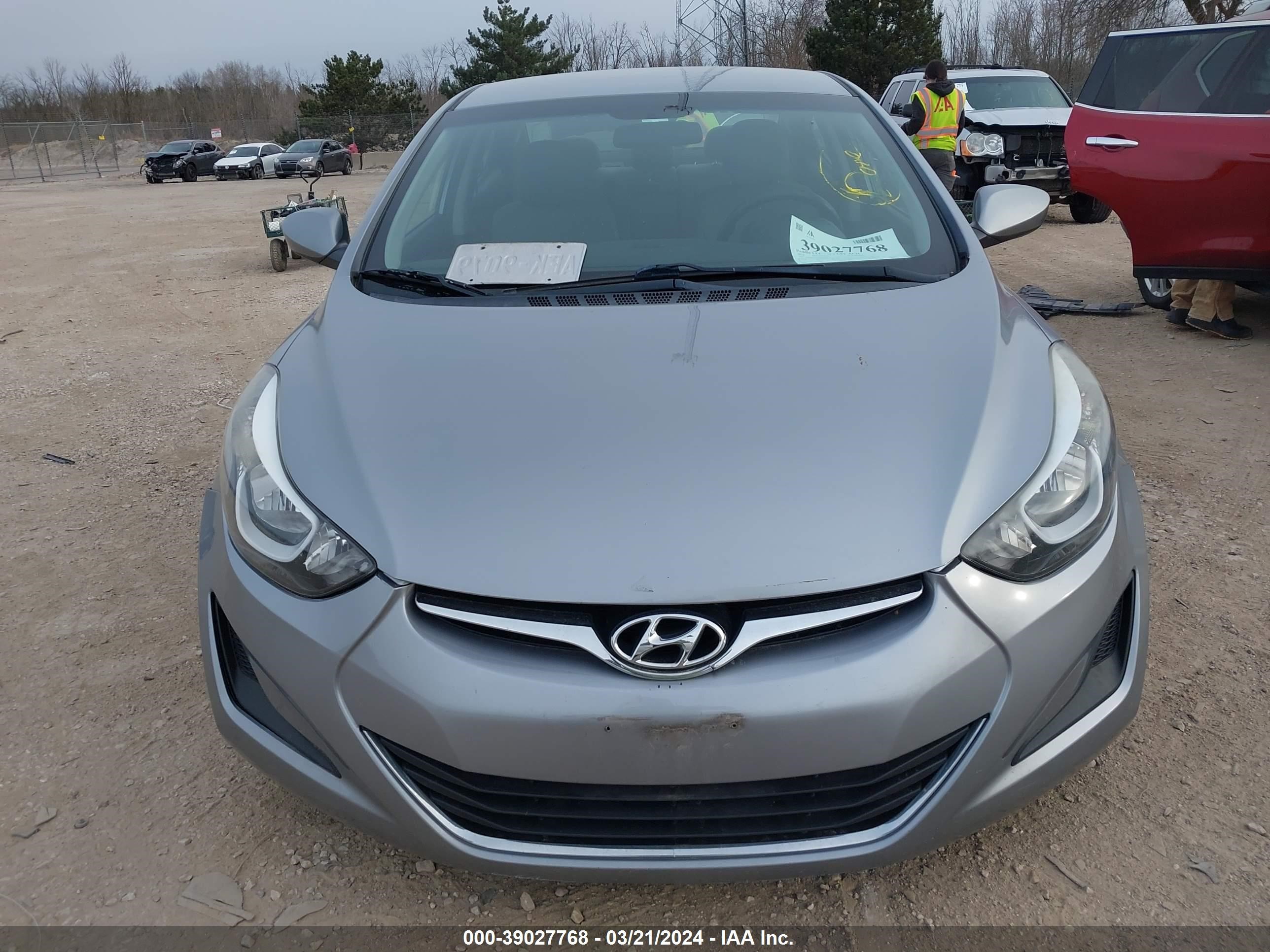 Photo 5 VIN: 5NPDH4AE6GH729211 - HYUNDAI ELANTRA 