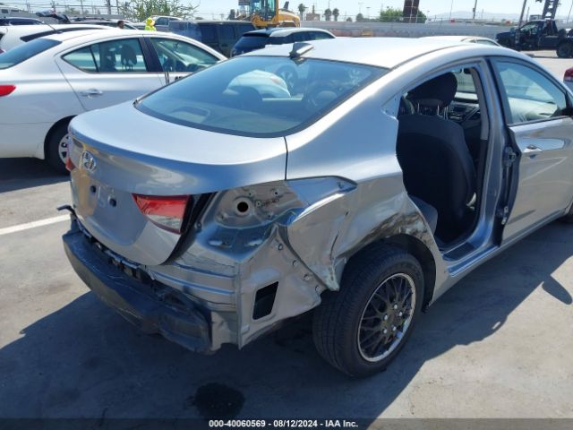 Photo 5 VIN: 5NPDH4AE6GH732111 - HYUNDAI ELANTRA 