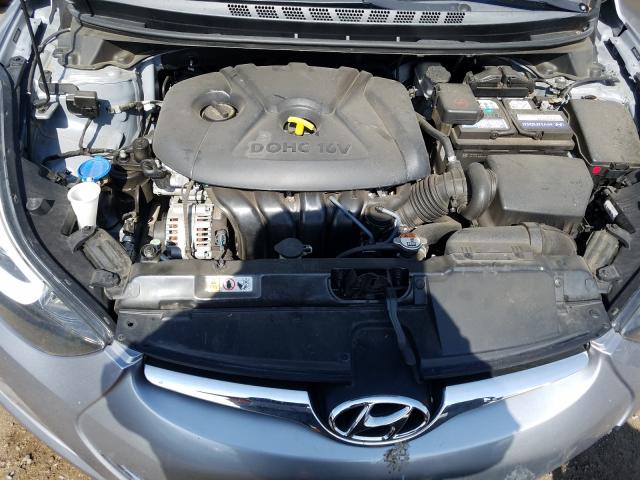 Photo 6 VIN: 5NPDH4AE6GH738135 - HYUNDAI ELANTRA SE 