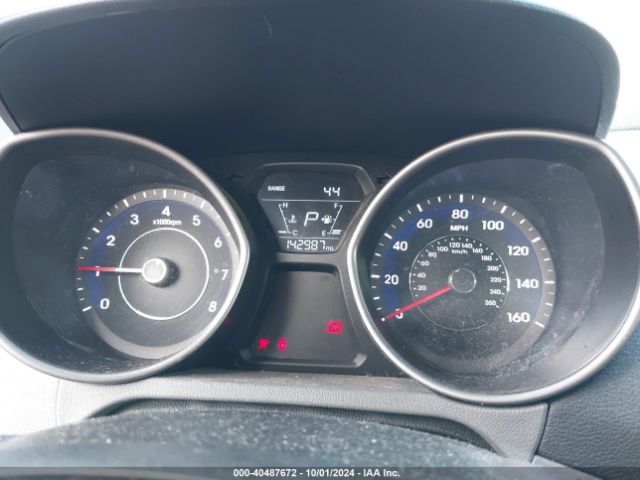 Photo 6 VIN: 5NPDH4AE6GH738832 - HYUNDAI ELANTRA 