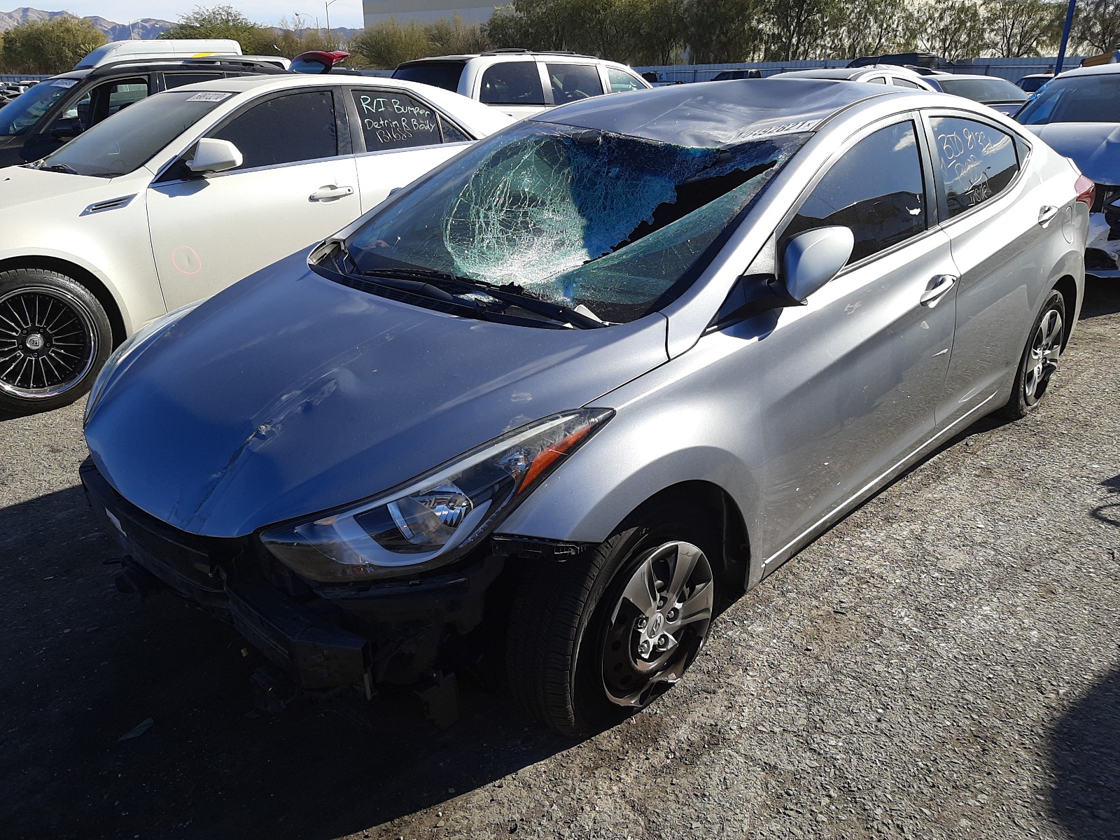 Photo 1 VIN: 5NPDH4AE6GH739463 - HYUNDAI ELANTRA SE 