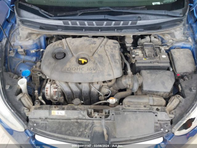 Photo 9 VIN: 5NPDH4AE6GH740998 - HYUNDAI ELANTRA 