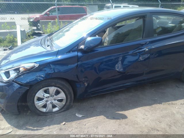 Photo 5 VIN: 5NPDH4AE6GH742573 - HYUNDAI ELANTRA 