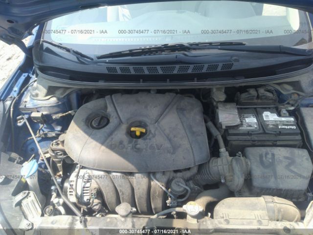 Photo 9 VIN: 5NPDH4AE6GH742573 - HYUNDAI ELANTRA 