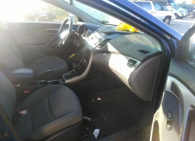 Photo 4 VIN: 5NPDH4AE6GH749376 - HYUNDAI ELANTRA 