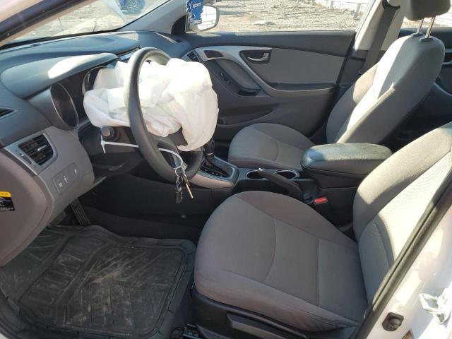 Photo 6 VIN: 5NPDH4AE6GH750303 - HYUNDAI ELANTRA SE 