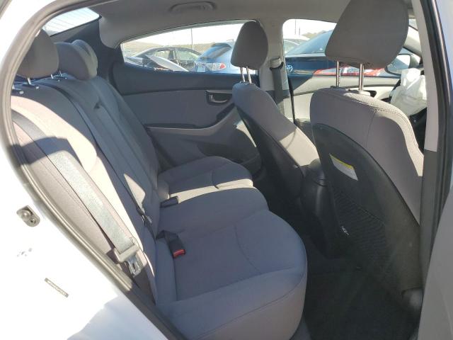 Photo 9 VIN: 5NPDH4AE6GH750303 - HYUNDAI ELANTRA SE 