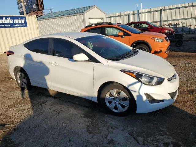 Photo 3 VIN: 5NPDH4AE6GH754495 - HYUNDAI ELANTRA SE 