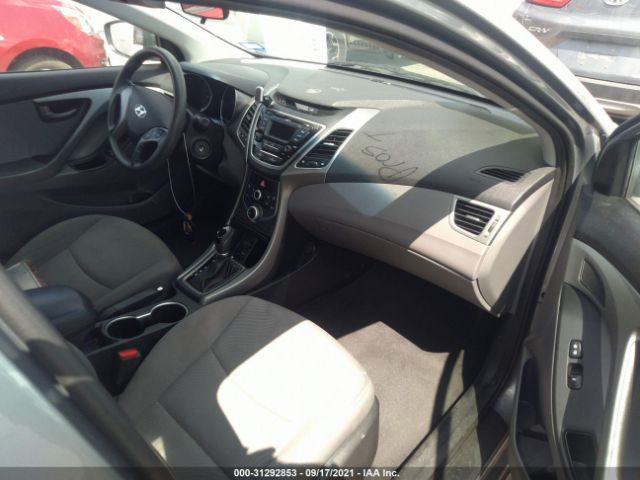 Photo 4 VIN: 5NPDH4AE6GH767943 - HYUNDAI ELANTRA 