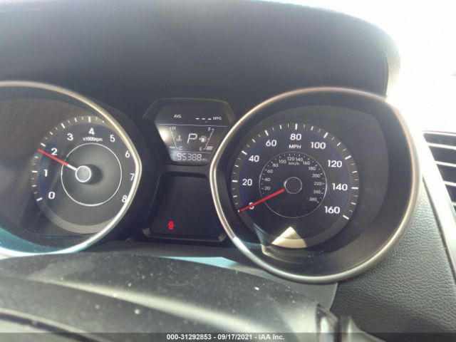 Photo 6 VIN: 5NPDH4AE6GH767943 - HYUNDAI ELANTRA 