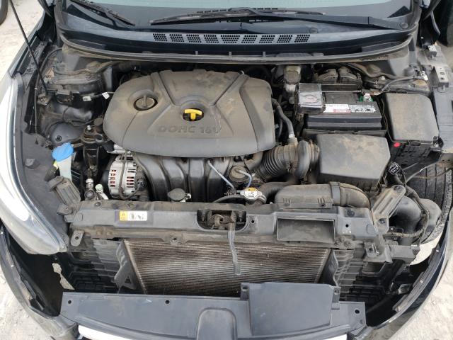 Photo 6 VIN: 5NPDH4AE6GH769000 - HYUNDAI ELANTRA SE 