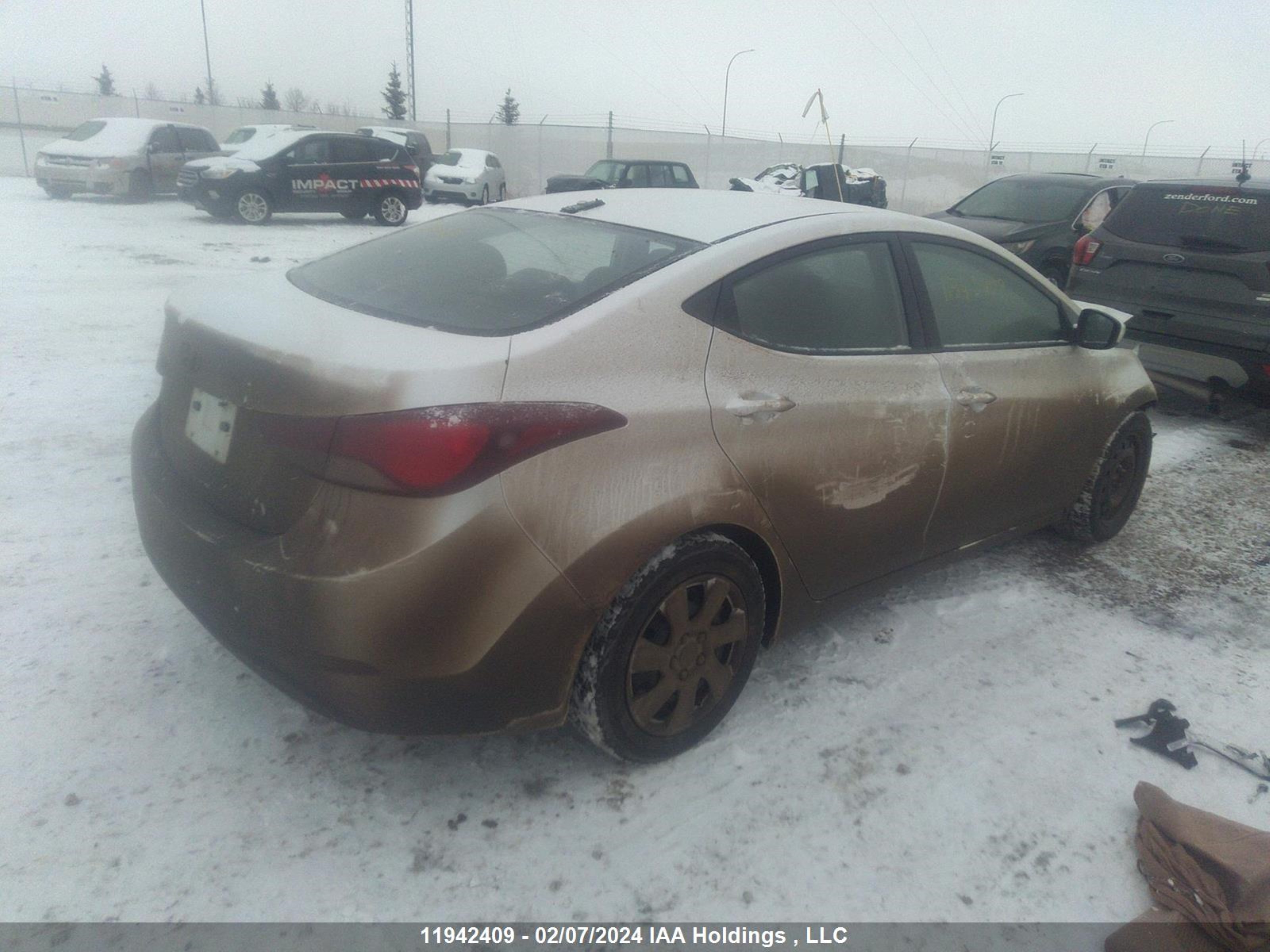 Photo 3 VIN: 5NPDH4AE6GH775637 - HYUNDAI ELANTRA 