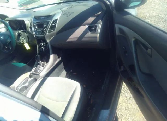 Photo 4 VIN: 5NPDH4AE6GH786279 - HYUNDAI ELANTRA 