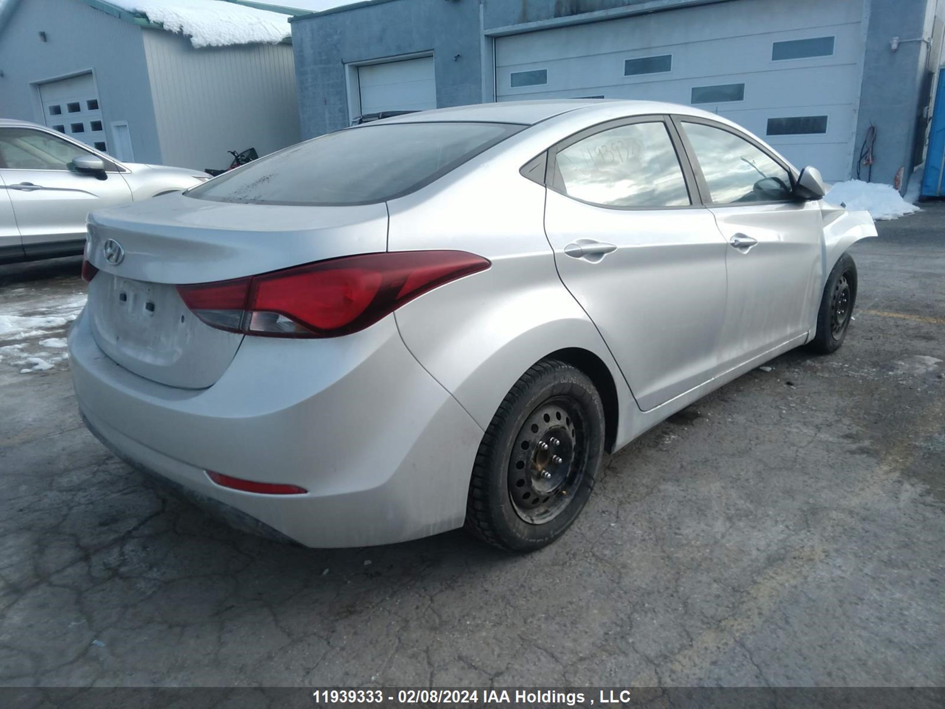 Photo 3 VIN: 5NPDH4AE6GH793426 - HYUNDAI ELANTRA 