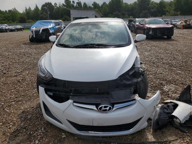 Photo 4 VIN: 5NPDH4AE6GH793863 - HYUNDAI ELANTRA SE 