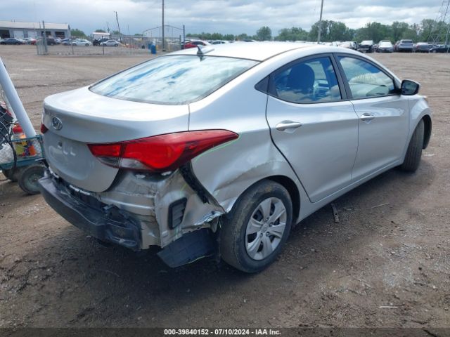 Photo 3 VIN: 5NPDH4AE6GH793894 - HYUNDAI ELANTRA 