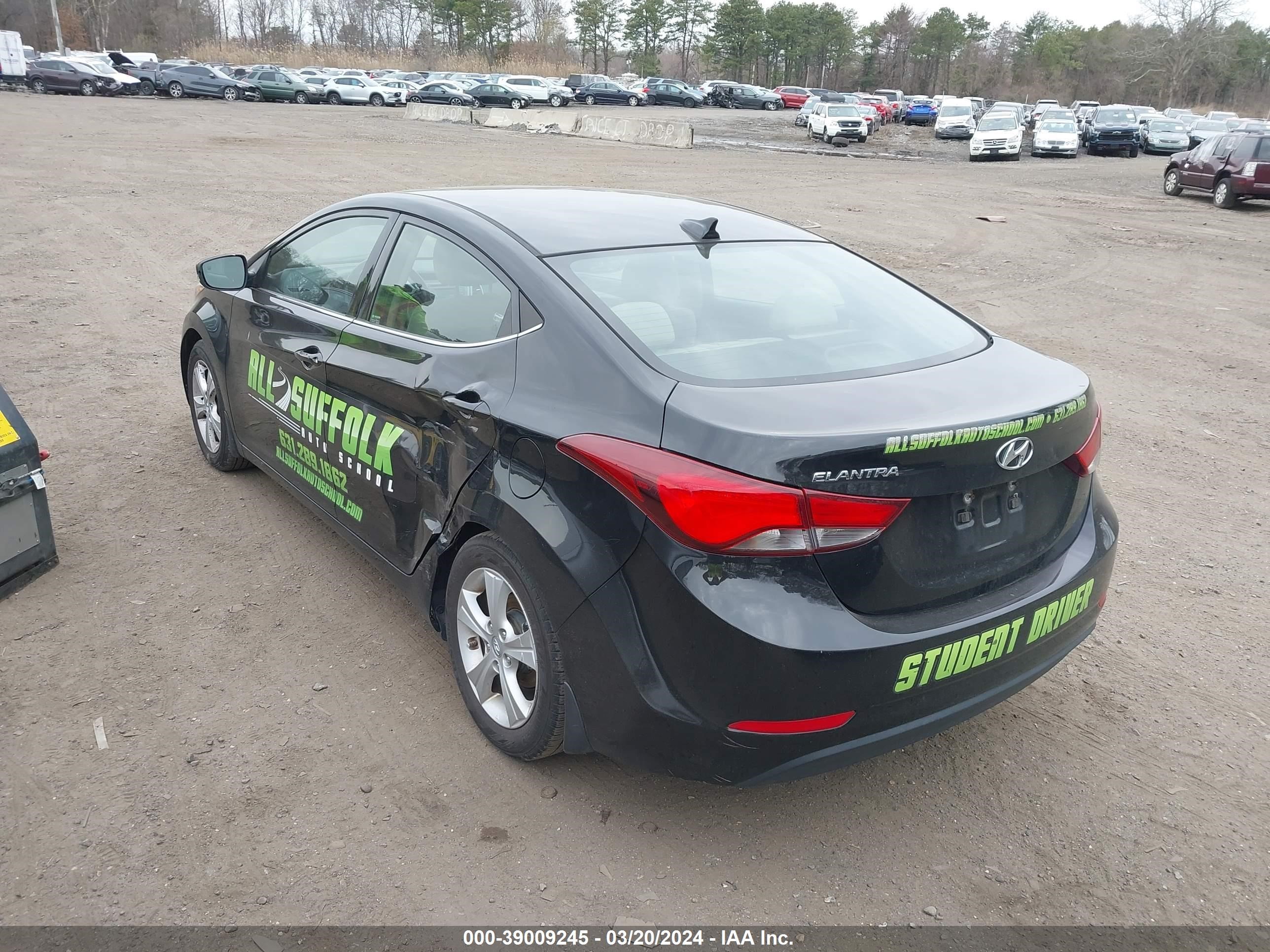 Photo 2 VIN: 5NPDH4AE6GH797928 - HYUNDAI ELANTRA 