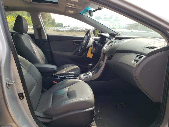 Photo 4 VIN: 5NPDH4AE7BH002555 - HYUNDAI ELANTRA GL 