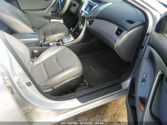 Photo 4 VIN: 5NPDH4AE7BH003513 - HYUNDAI ELANTRA 