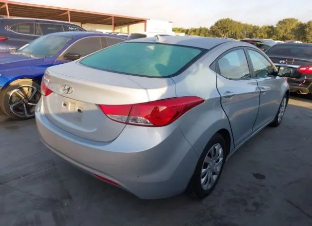 Photo 3 VIN: 5NPDH4AE7BH004659 - HYUNDAI ELANTRA 