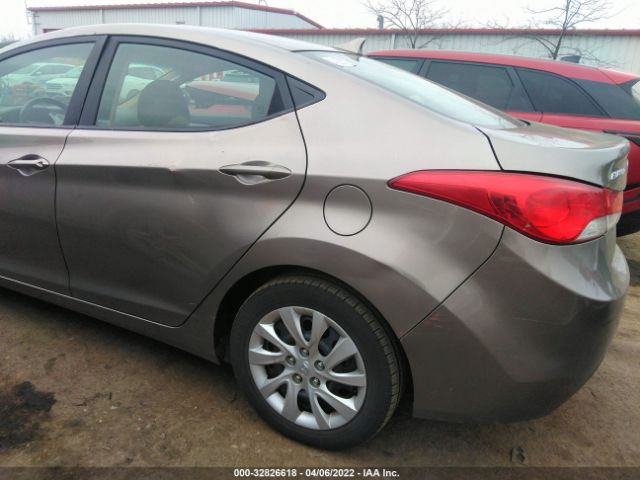 Photo 5 VIN: 5NPDH4AE7BH004922 - HYUNDAI ELANTRA 