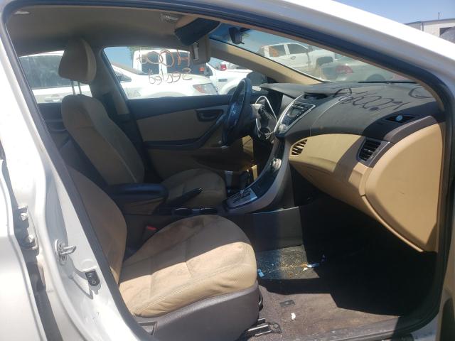 Photo 4 VIN: 5NPDH4AE7BH009991 - HYUNDAI ELANTRA GL 