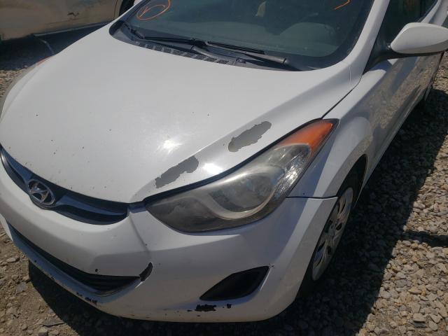 Photo 8 VIN: 5NPDH4AE7BH009991 - HYUNDAI ELANTRA GL 