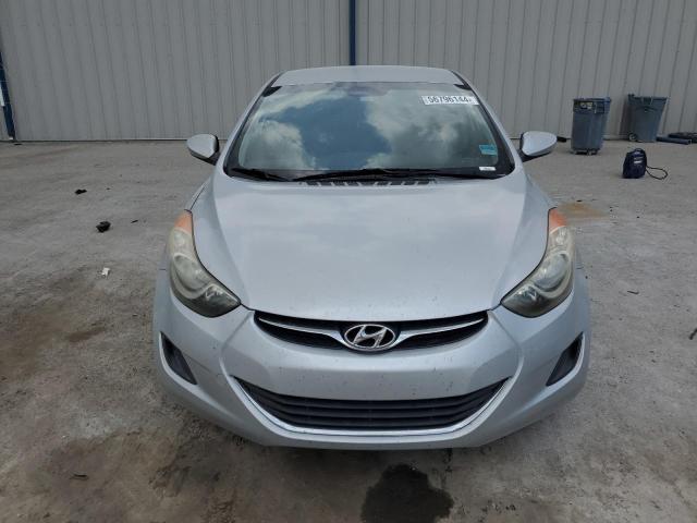 Photo 4 VIN: 5NPDH4AE7BH012969 - HYUNDAI ELANTRA 