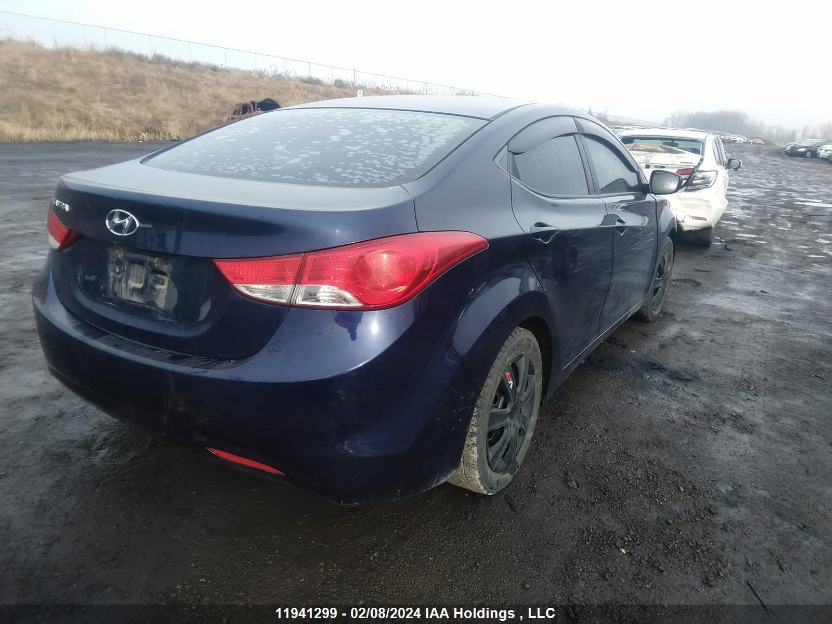 Photo 3 VIN: 5NPDH4AE7BH013362 - HYUNDAI ELANTRA 