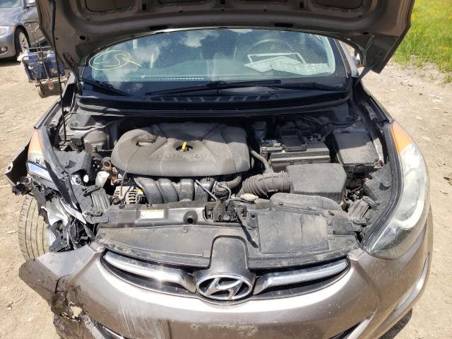 Photo 6 VIN: 5NPDH4AE7BH015550 - HYUNDAI ELANTRA GL 