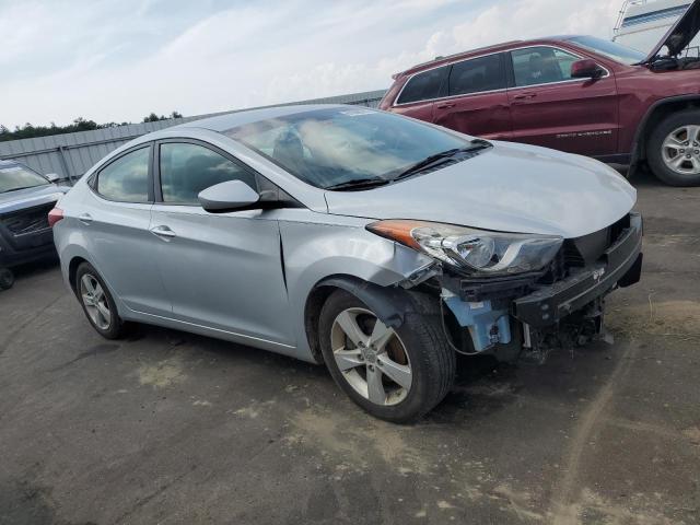 Photo 3 VIN: 5NPDH4AE7BH020957 - HYUNDAI ELANTRA GL 