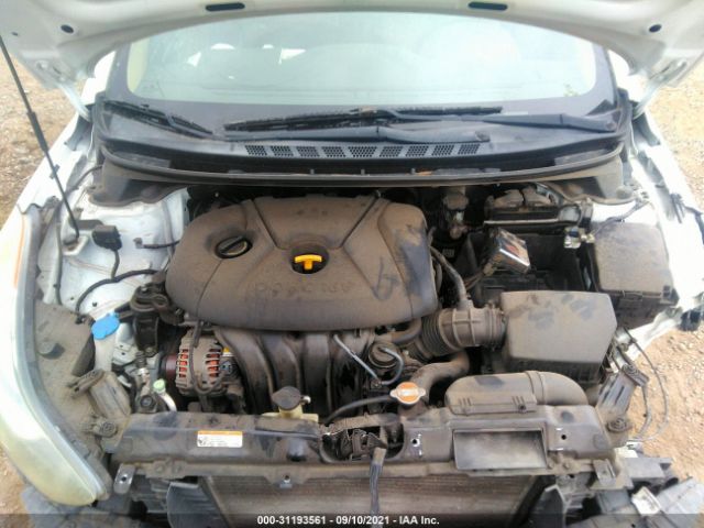 Photo 9 VIN: 5NPDH4AE7BH025172 - HYUNDAI ELANTRA 