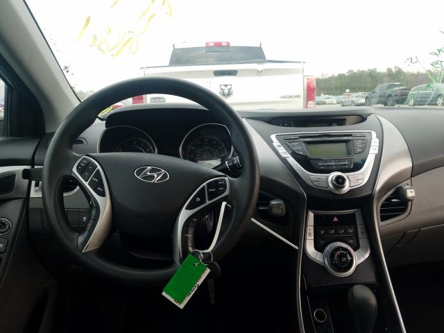 Photo 8 VIN: 5NPDH4AE7BH046863 - HYUNDAI ELANTRA GL 