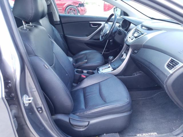 Photo 4 VIN: 5NPDH4AE7BH053232 - HYUNDAI ELANTRA GL 