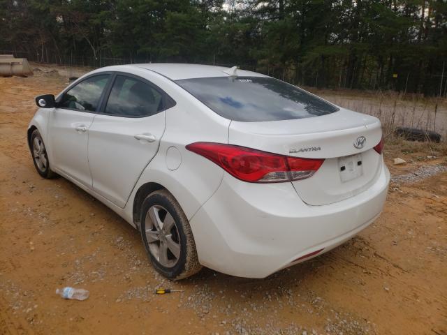 Photo 2 VIN: 5NPDH4AE7BH057720 - HYUNDAI ELANTRA GL 