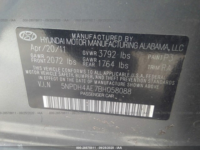 Photo 8 VIN: 5NPDH4AE7BH058088 - HYUNDAI ELANTRA 