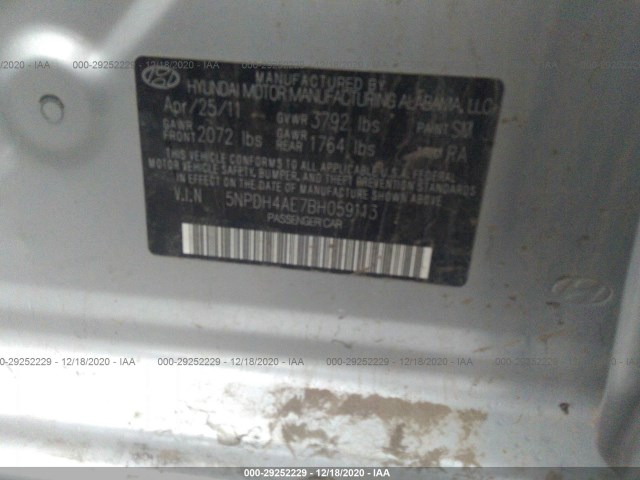 Photo 8 VIN: 5NPDH4AE7BH059113 - HYUNDAI ELANTRA 