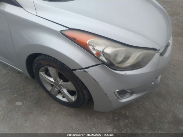 Photo 5 VIN: 5NPDH4AE7CH072803 - HYUNDAI ELANTRA 