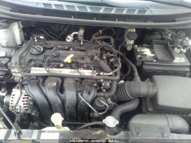 Photo 9 VIN: 5NPDH4AE7CH072803 - HYUNDAI ELANTRA 