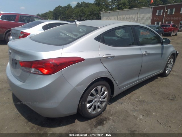 Photo 3 VIN: 5NPDH4AE7CH074308 - HYUNDAI ELANTRA 