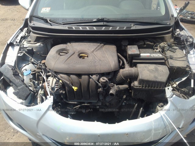 Photo 9 VIN: 5NPDH4AE7CH074308 - HYUNDAI ELANTRA 