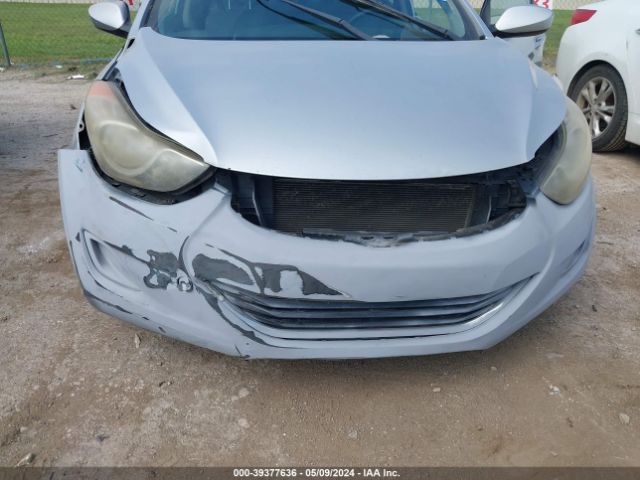 Photo 5 VIN: 5NPDH4AE7CH074616 - HYUNDAI ELANTRA 