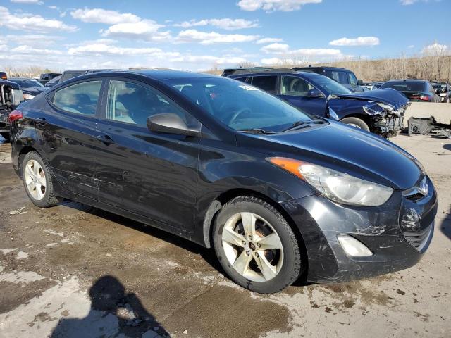 Photo 3 VIN: 5NPDH4AE7CH089598 - HYUNDAI ELANTRA 