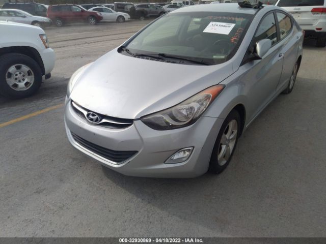 Photo 5 VIN: 5NPDH4AE7CH092971 - HYUNDAI ELANTRA 