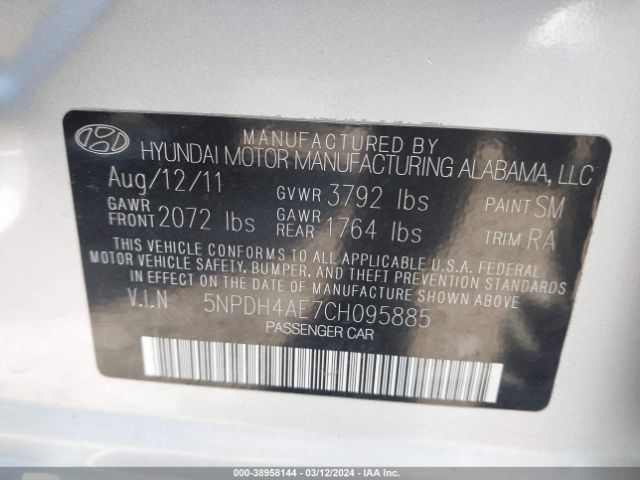 Photo 8 VIN: 5NPDH4AE7CH095885 - HYUNDAI ELANTRA 