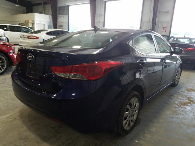 Photo 3 VIN: 5NPDH4AE7CH102091 - HYUNDAI ELANTRA GL 