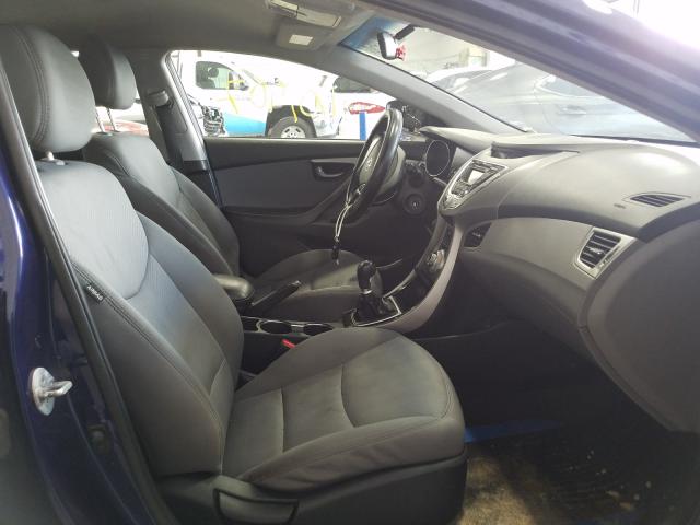 Photo 4 VIN: 5NPDH4AE7CH102091 - HYUNDAI ELANTRA GL 