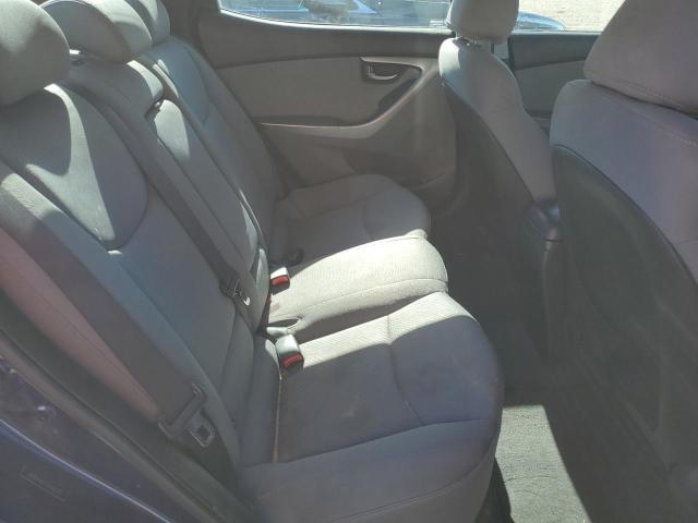 Photo 9 VIN: 5NPDH4AE7CH105220 - HYUNDAI ELANTRA 